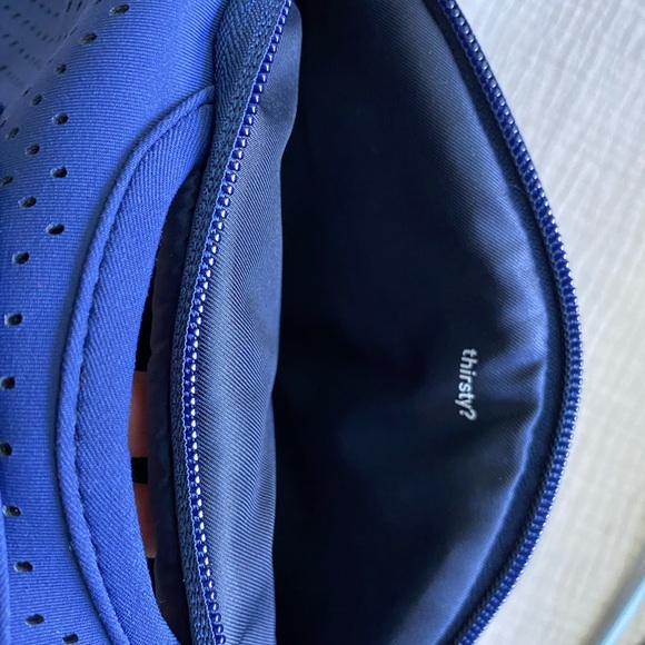 Lululemon Run All Day Backpack II Blueberry Jam - Picture 10 of 15